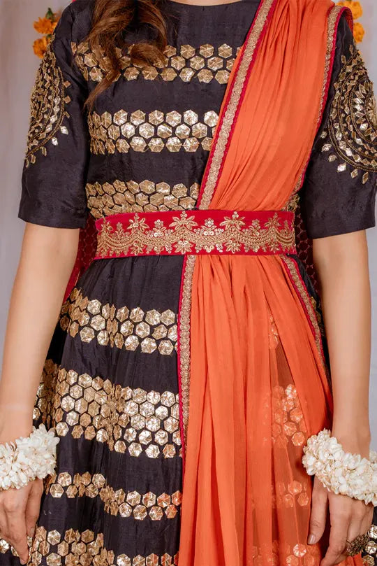 MWF11 - Miras Clothing