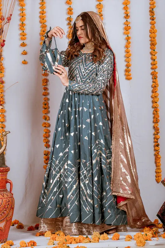 MWF7 - Miras Clothing