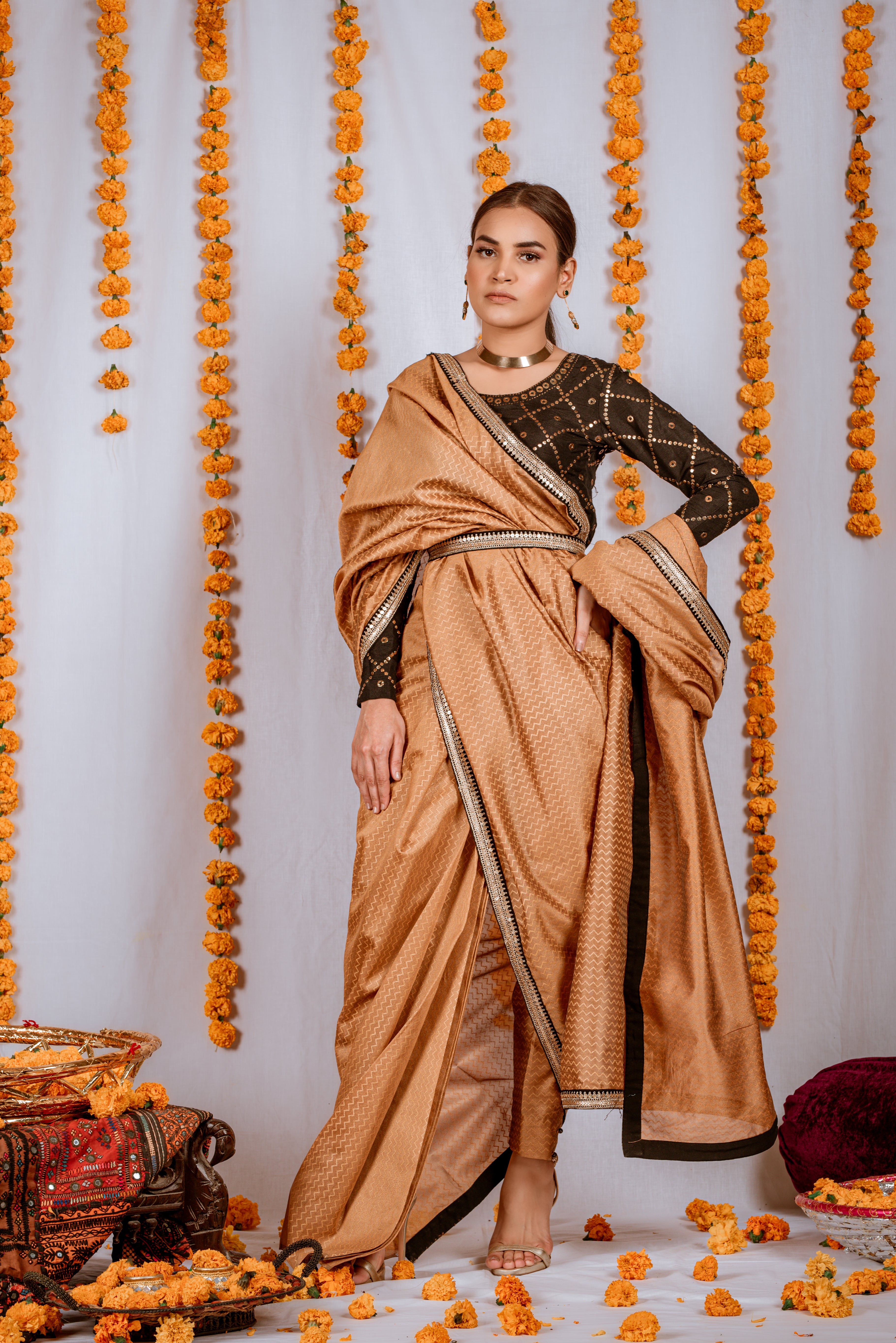 MWF9 - Miras Clothing