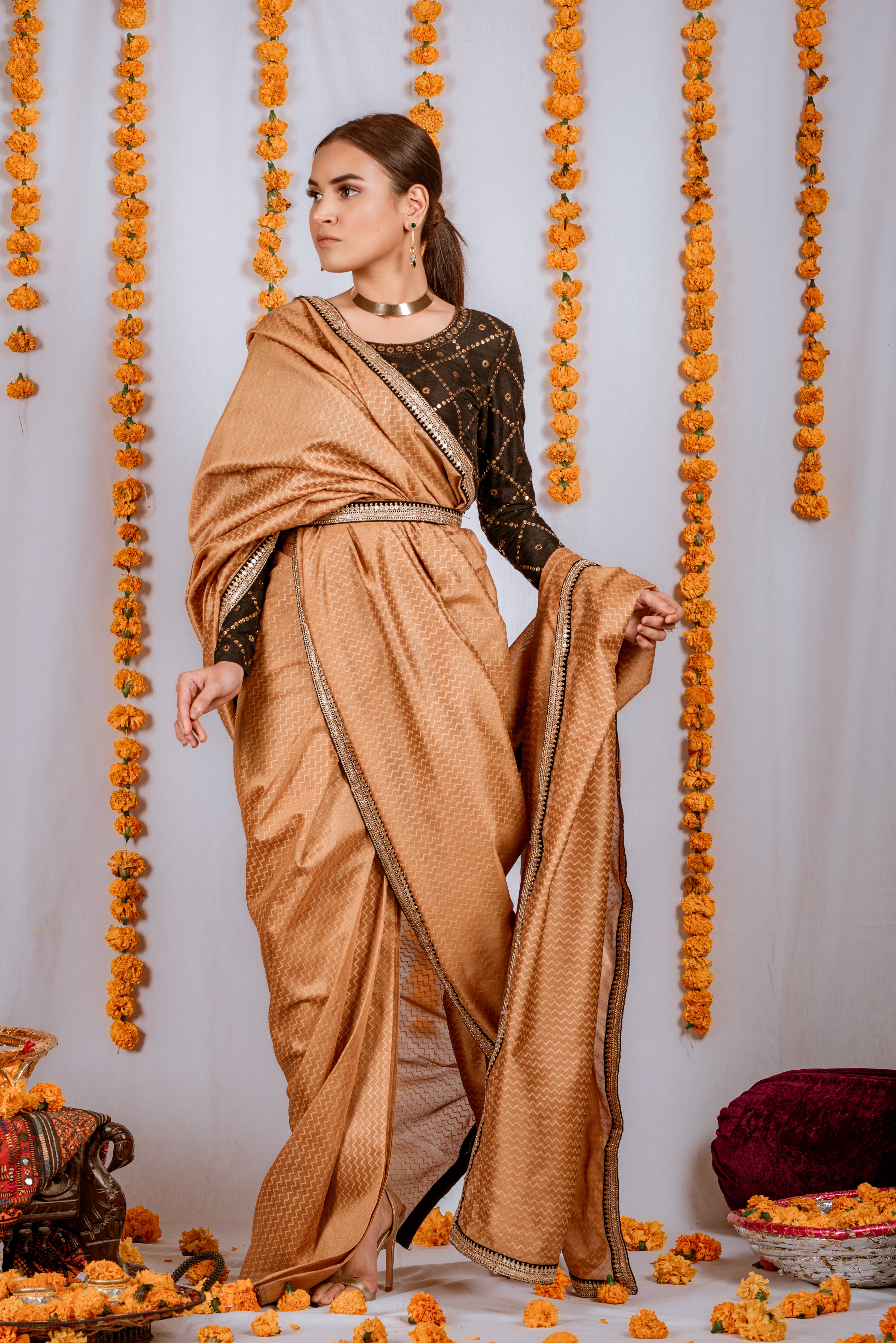 MWF9 - Miras Clothing