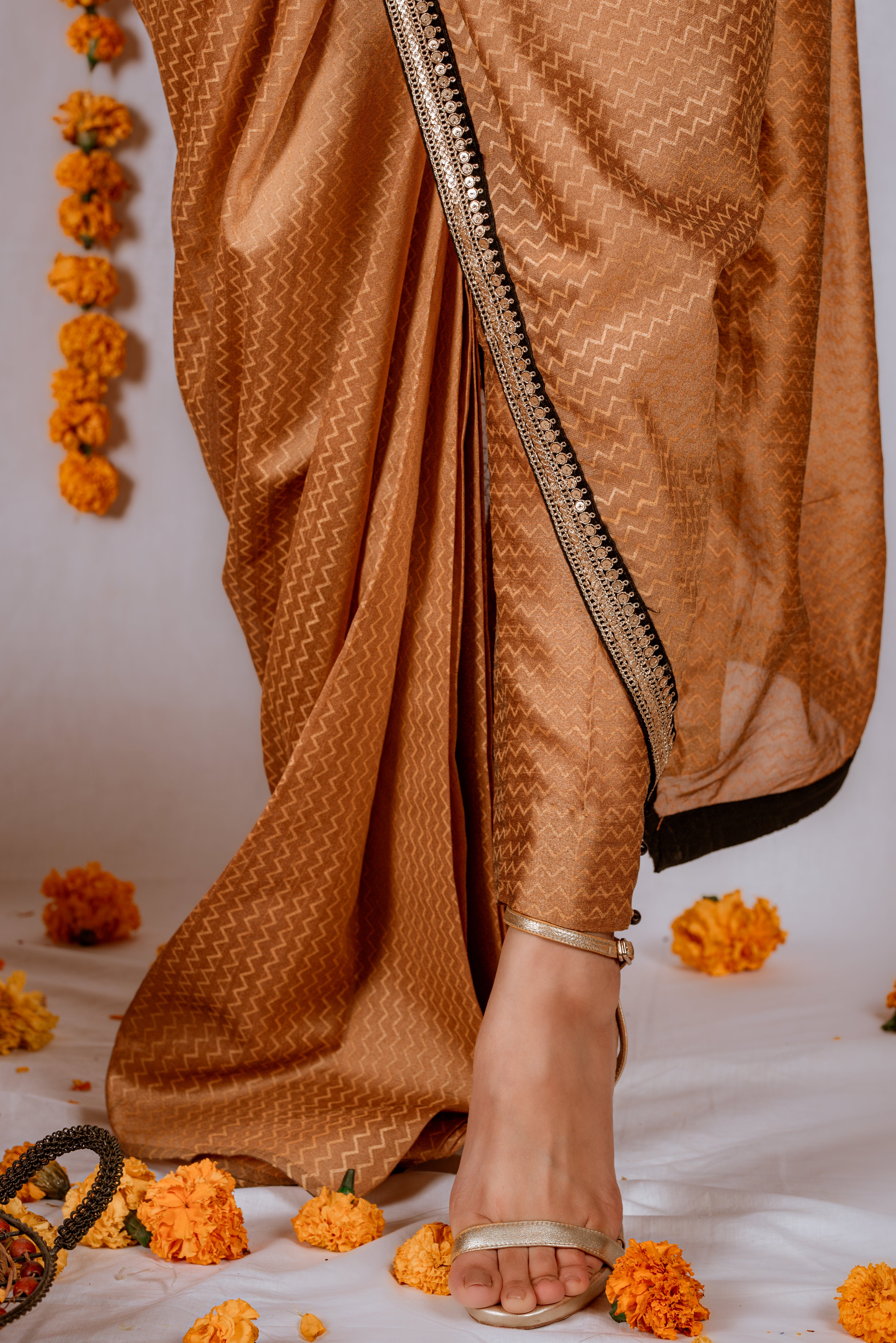 MWF9 - Miras Clothing