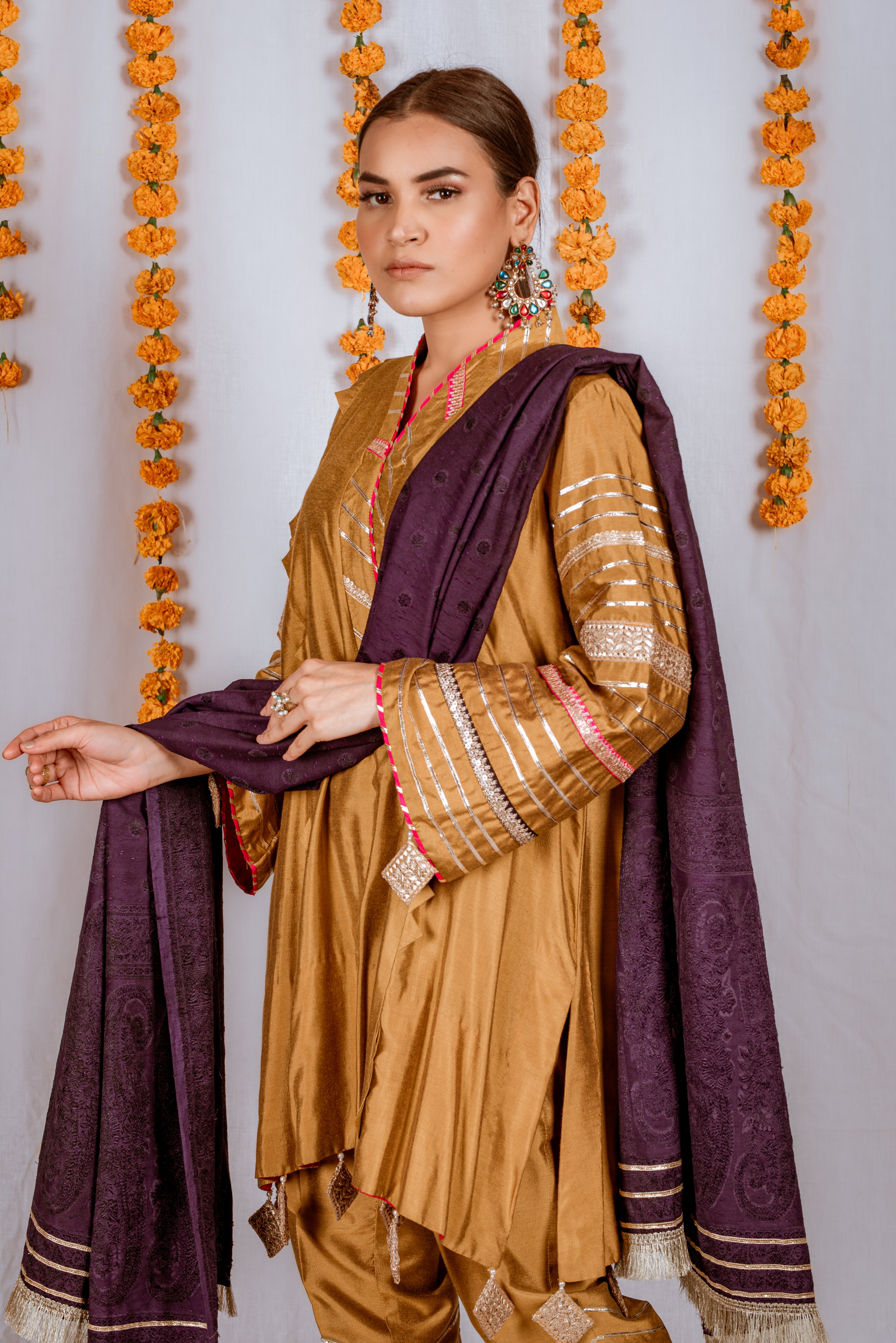 MWF2 - Miras Clothing