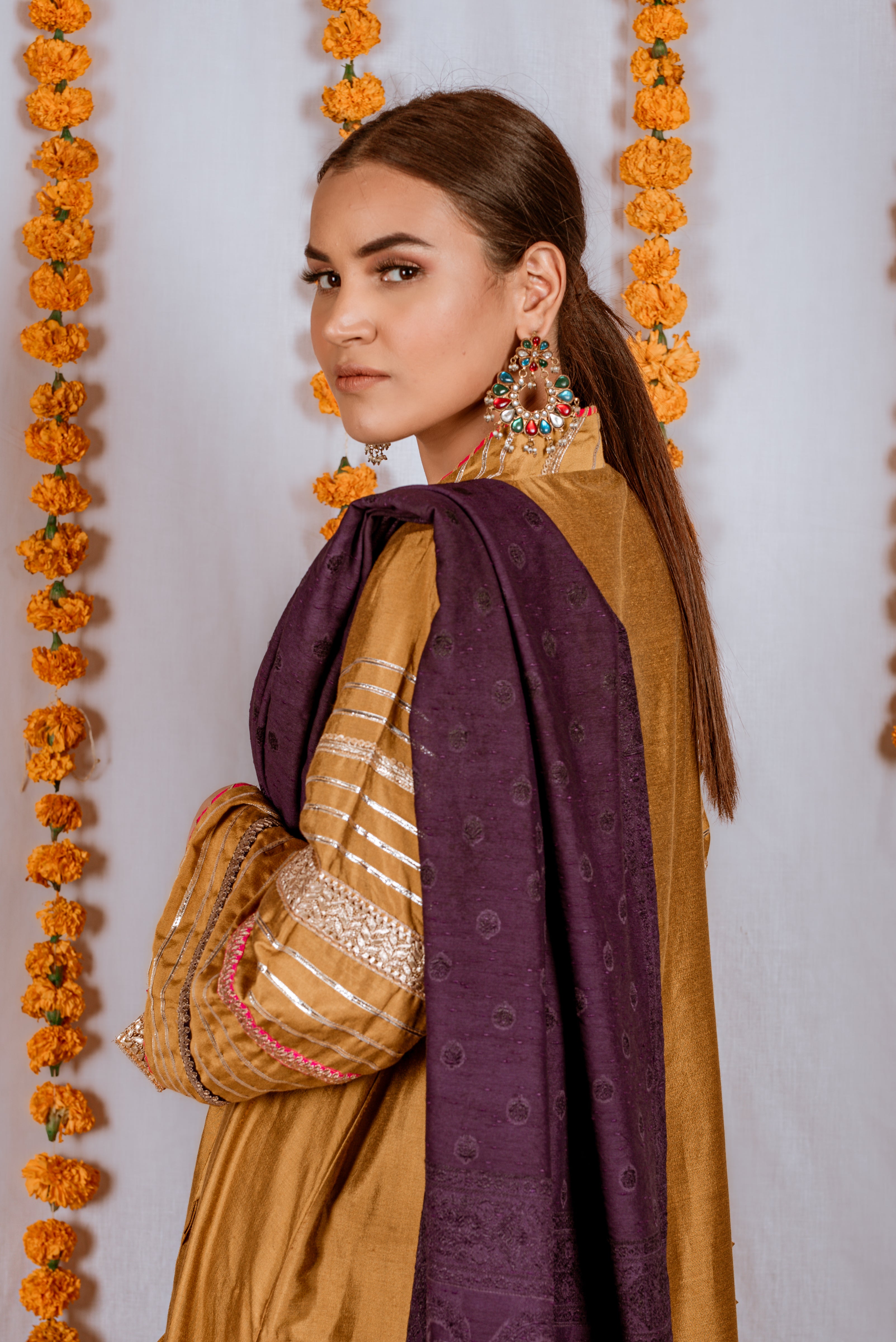 MWF2 - Miras Clothing