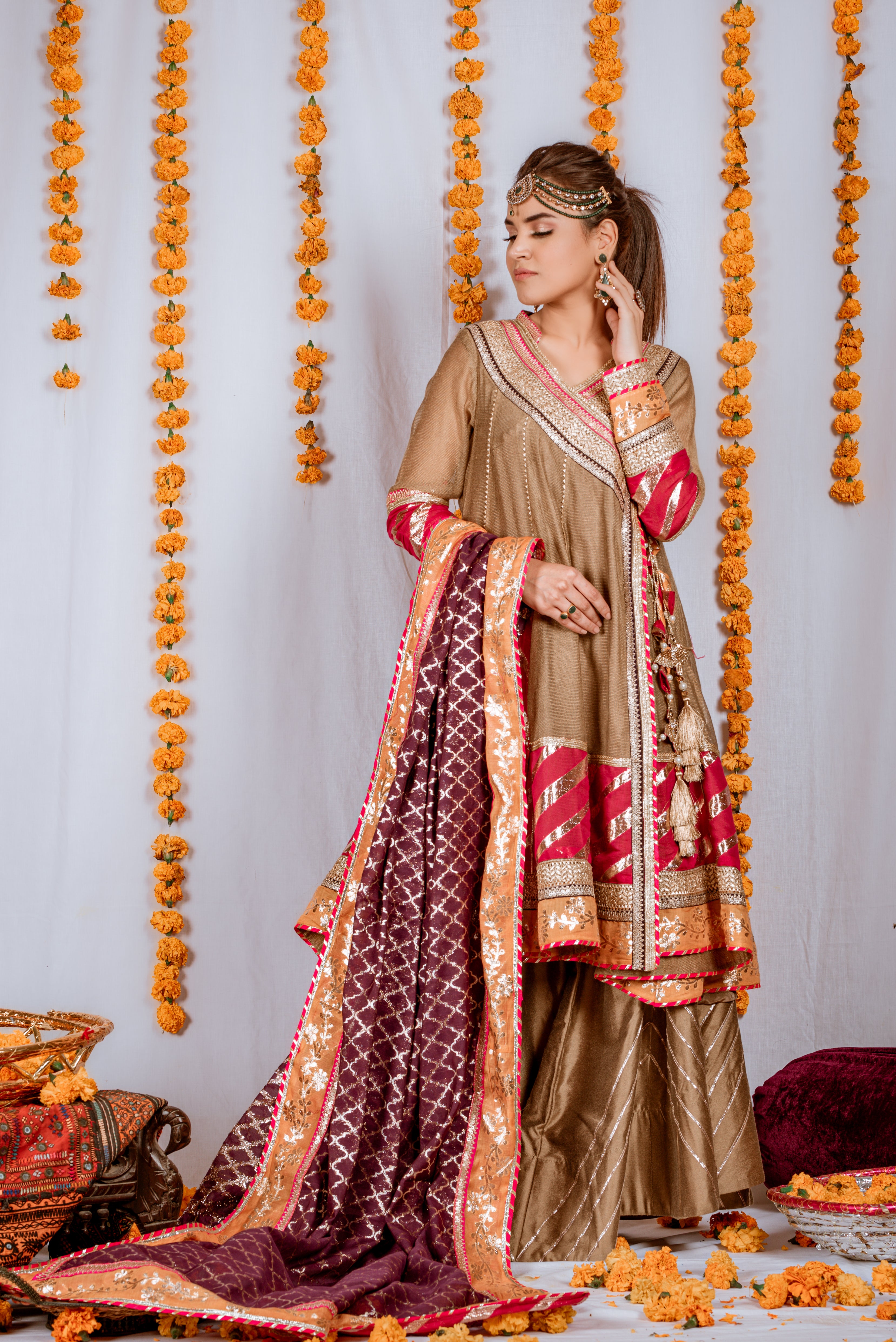 MWF8 - Miras Clothing