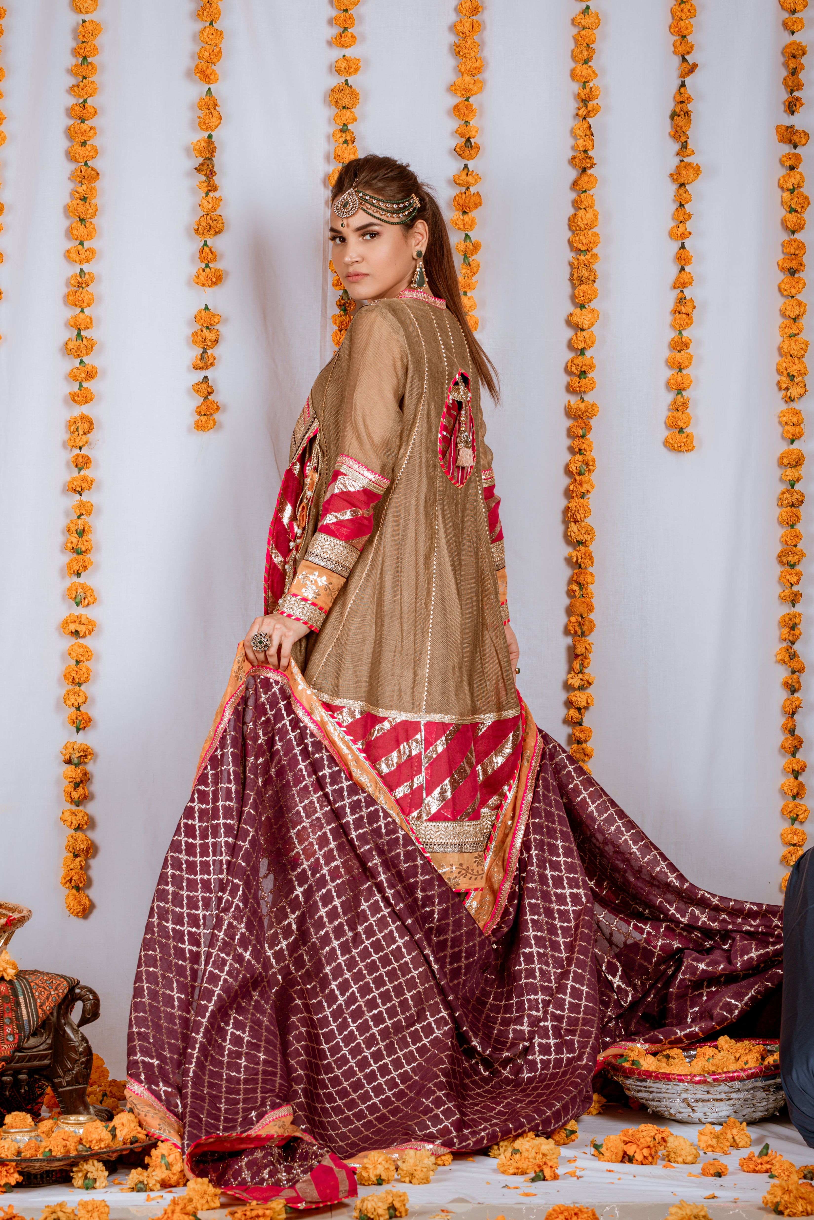 MWF8 - Miras Clothing