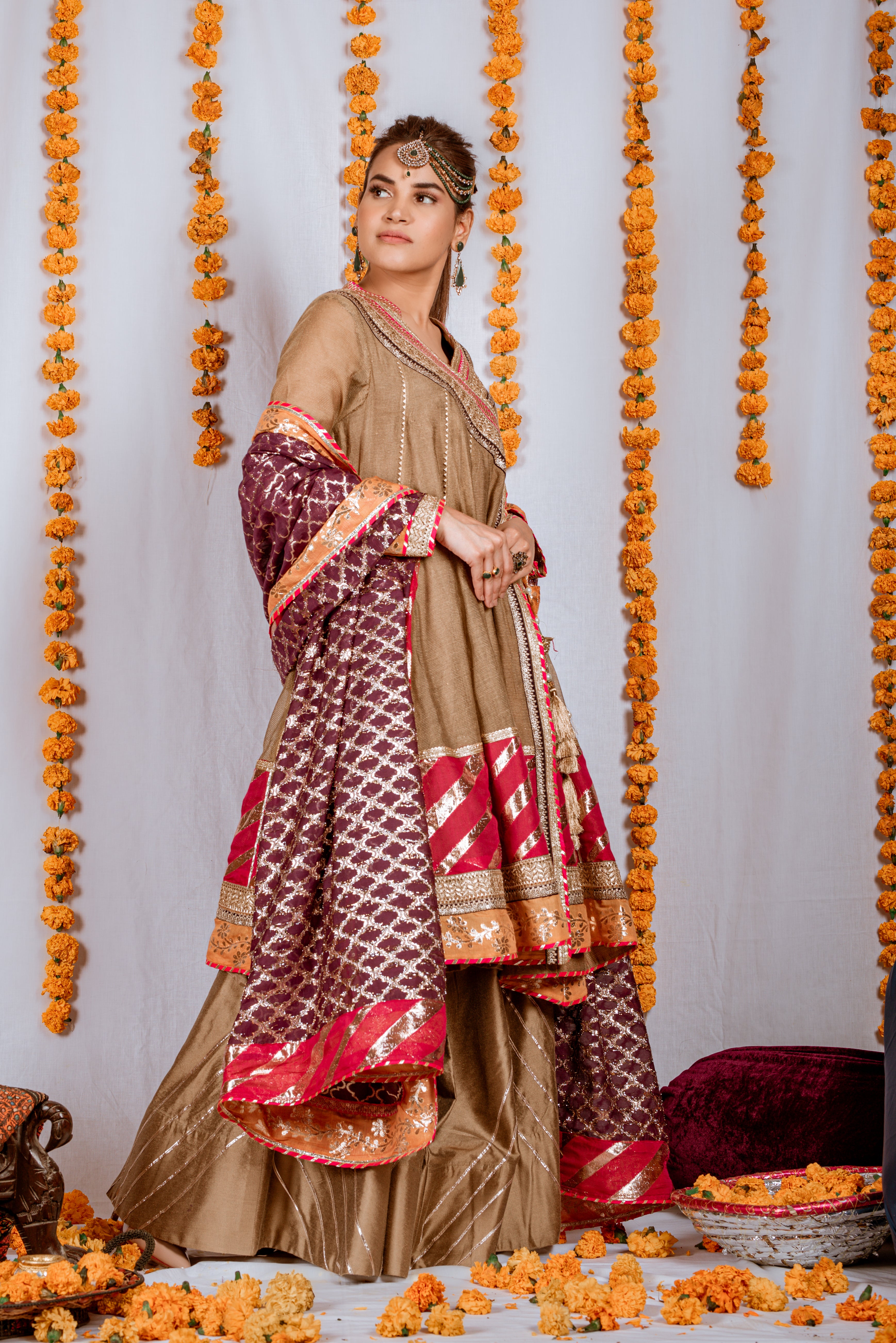 MWF8 - Miras Clothing